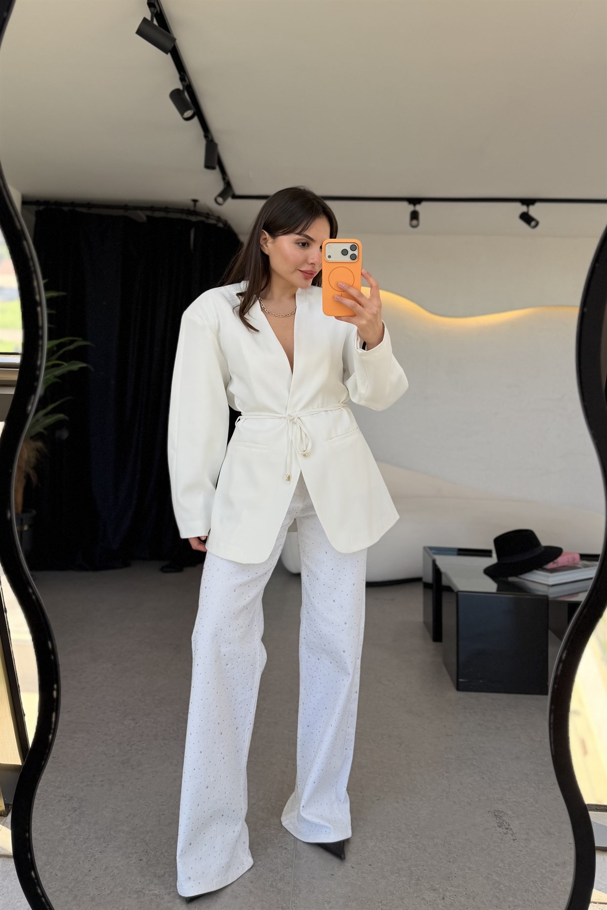 Carena Beyaz İpli Vatkalı Blazer Ceket