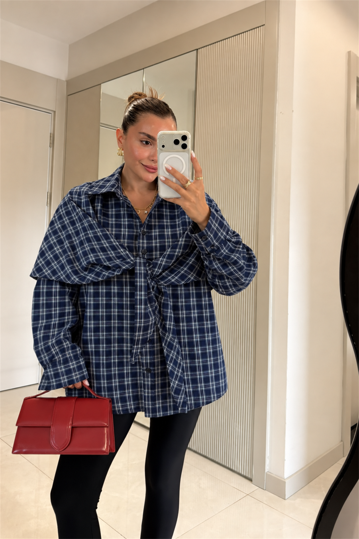 Carina Lacivert Fular Detaylı Ekose Gömlek