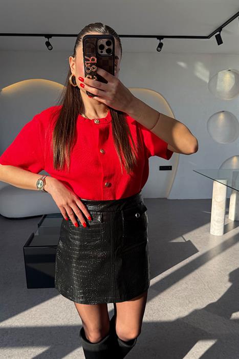 Carlina Kırmızı Gold Düğmeli Triko 