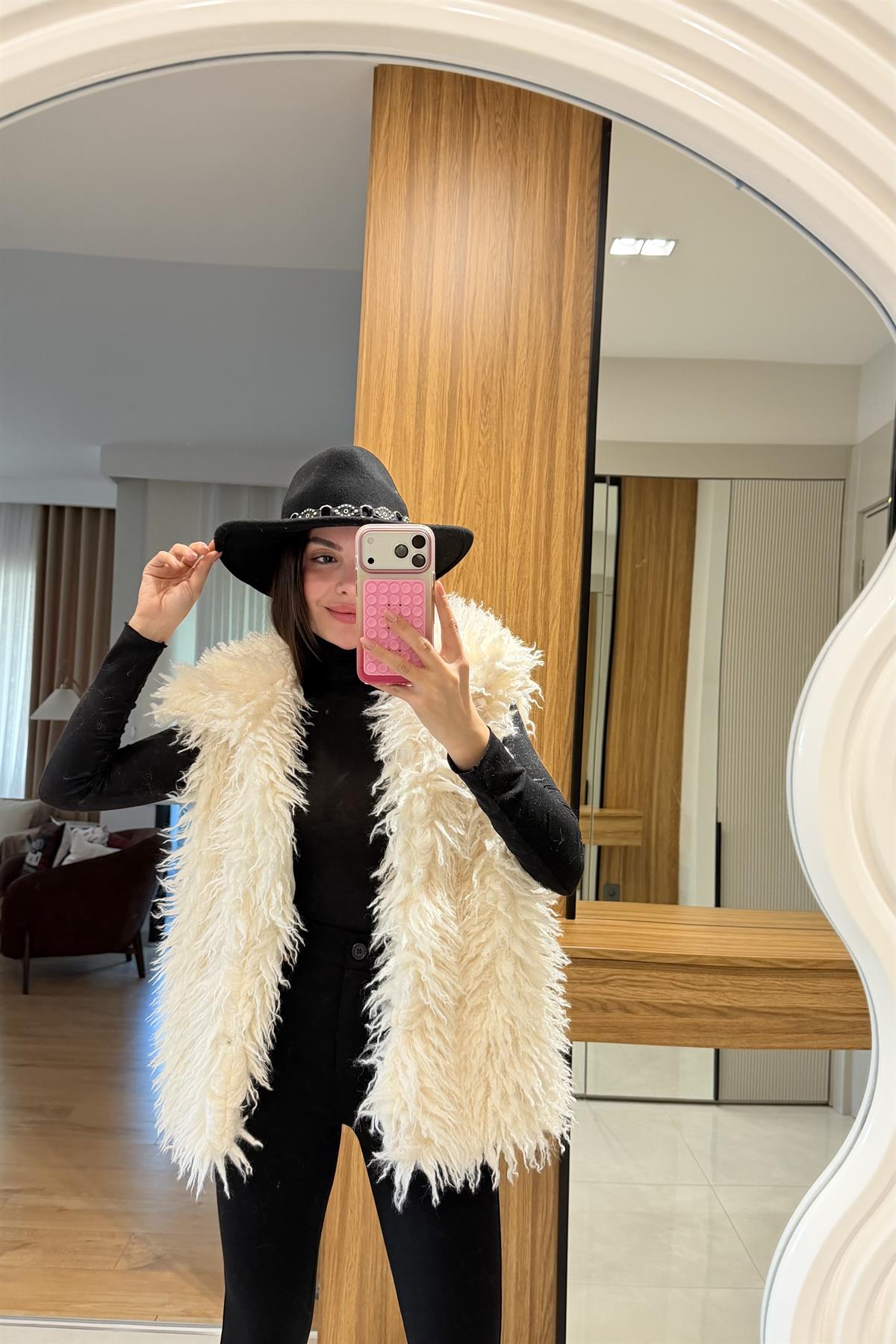 Carlos Krem Kürk Yelek 