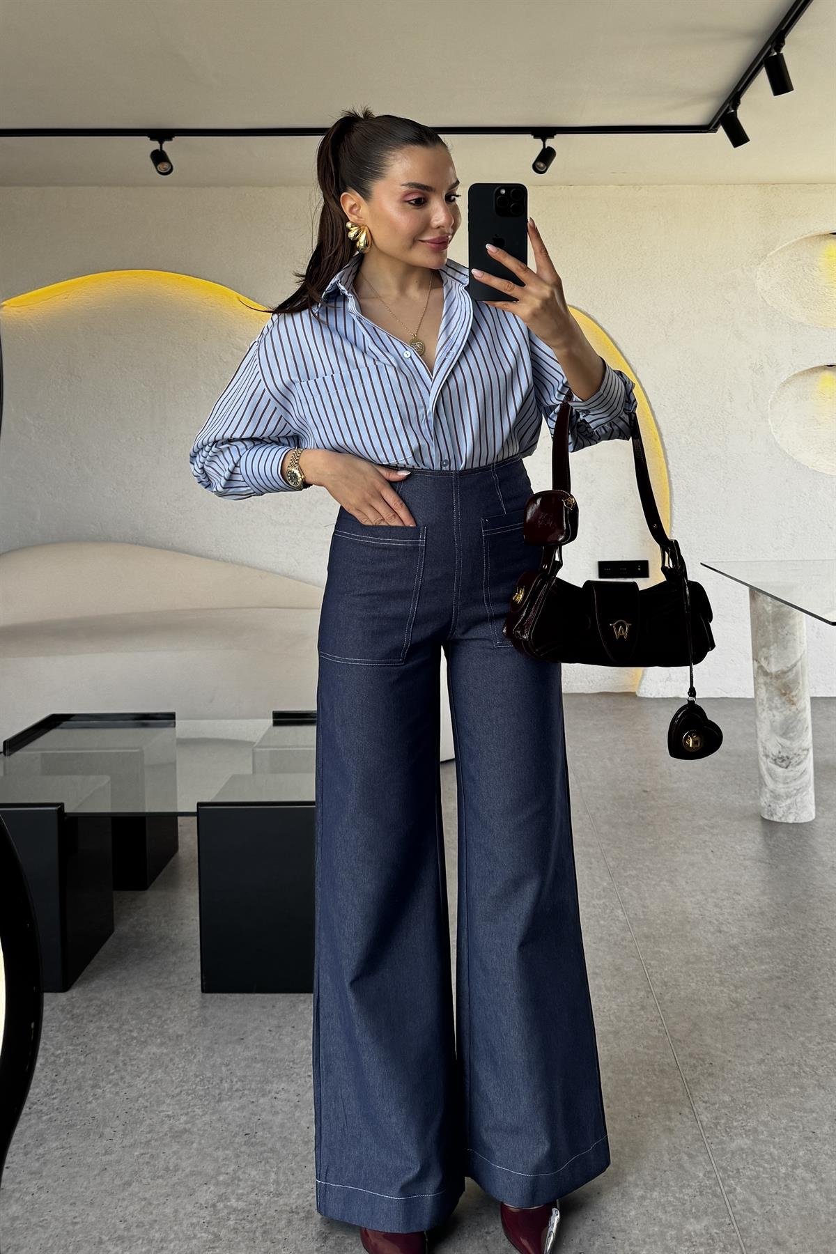 Carmen Lacivert Dikiş Detaylı Flare Jean