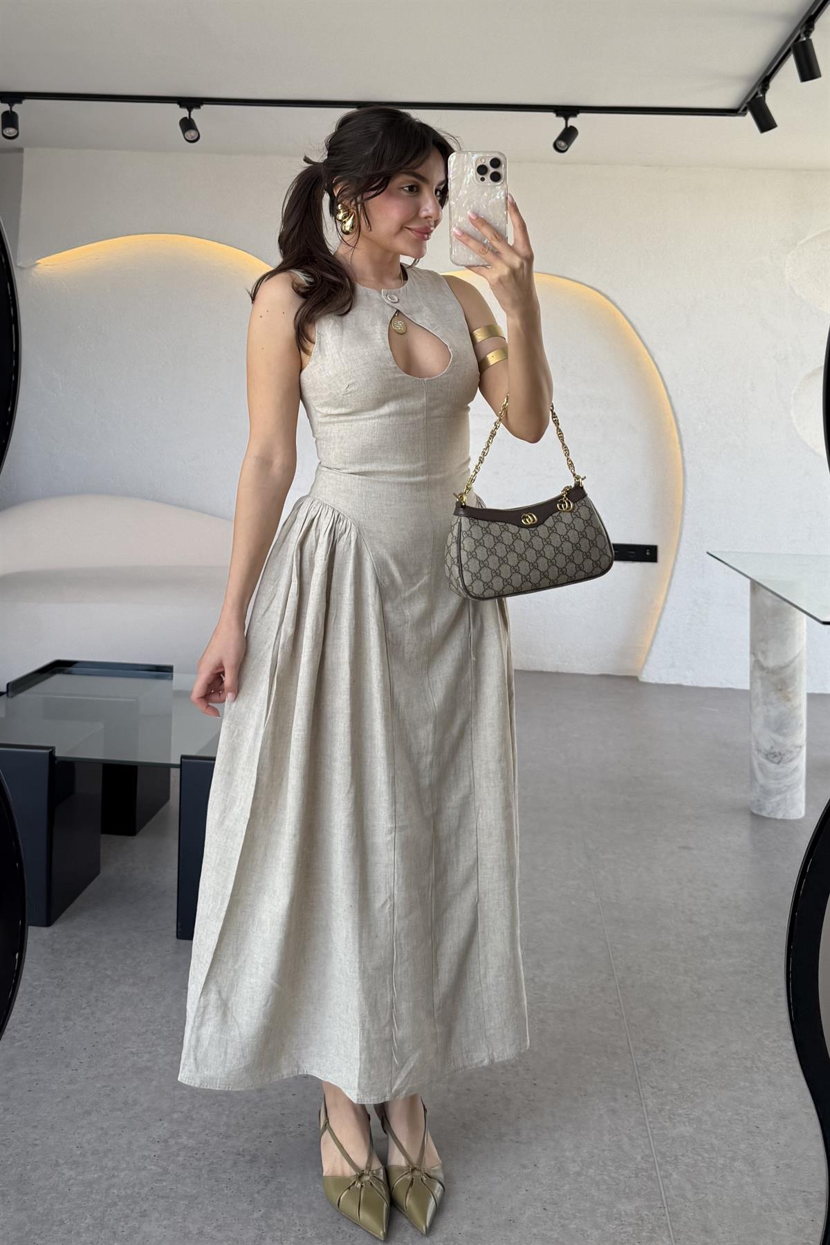 Cartella Taş Yaka Dekolteli Belden Oturan Ham Keten Elbise