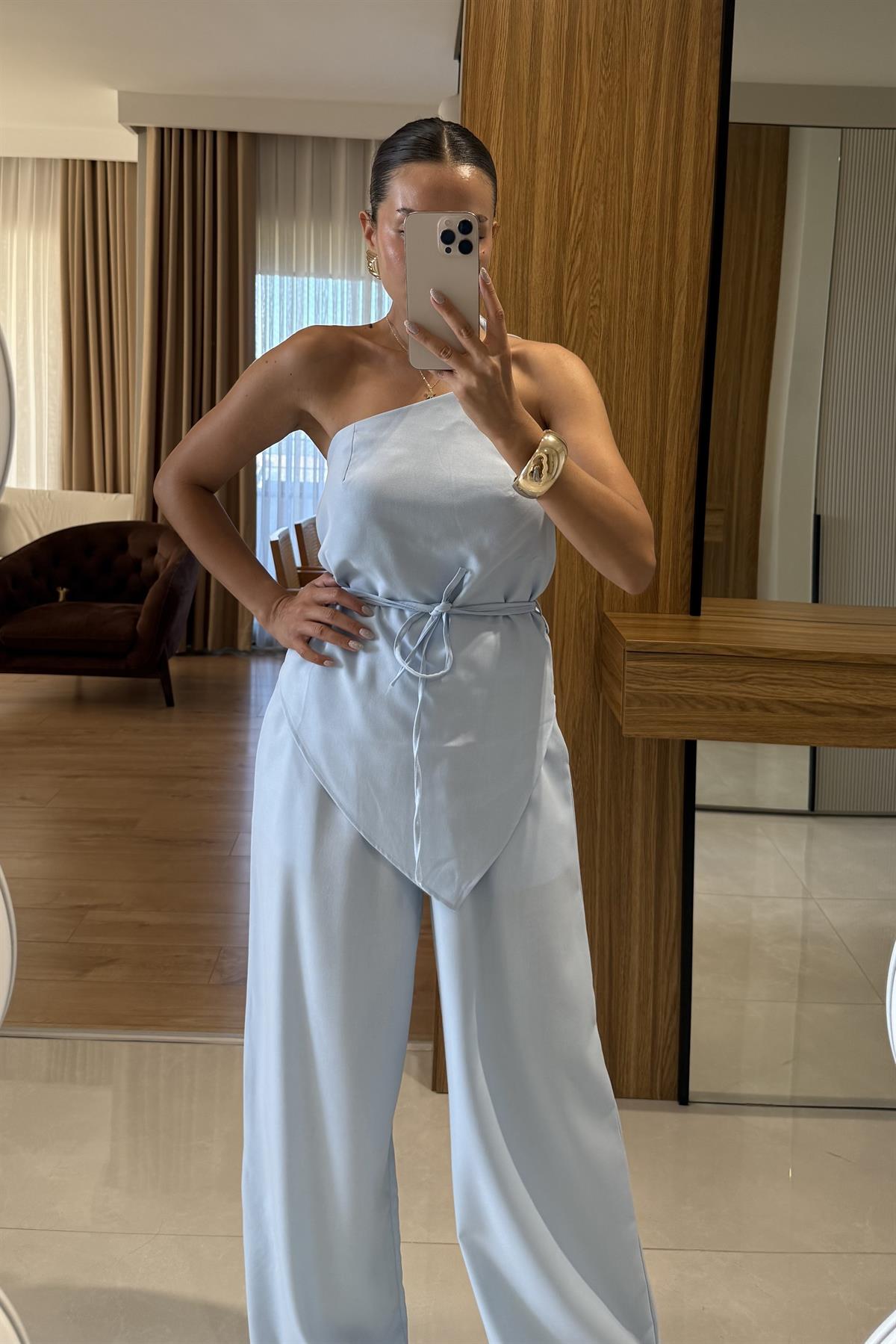 Casandra Mavi Tek Omuz Askılı Straplez Bluz Takım