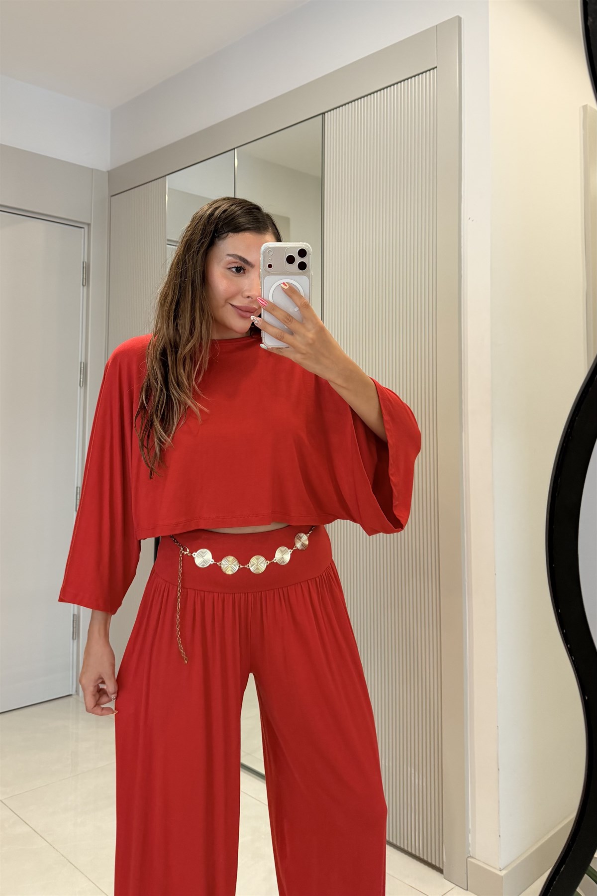 Cassidy Kırmızı Şalvar Yarasa Kol Crop Takım
