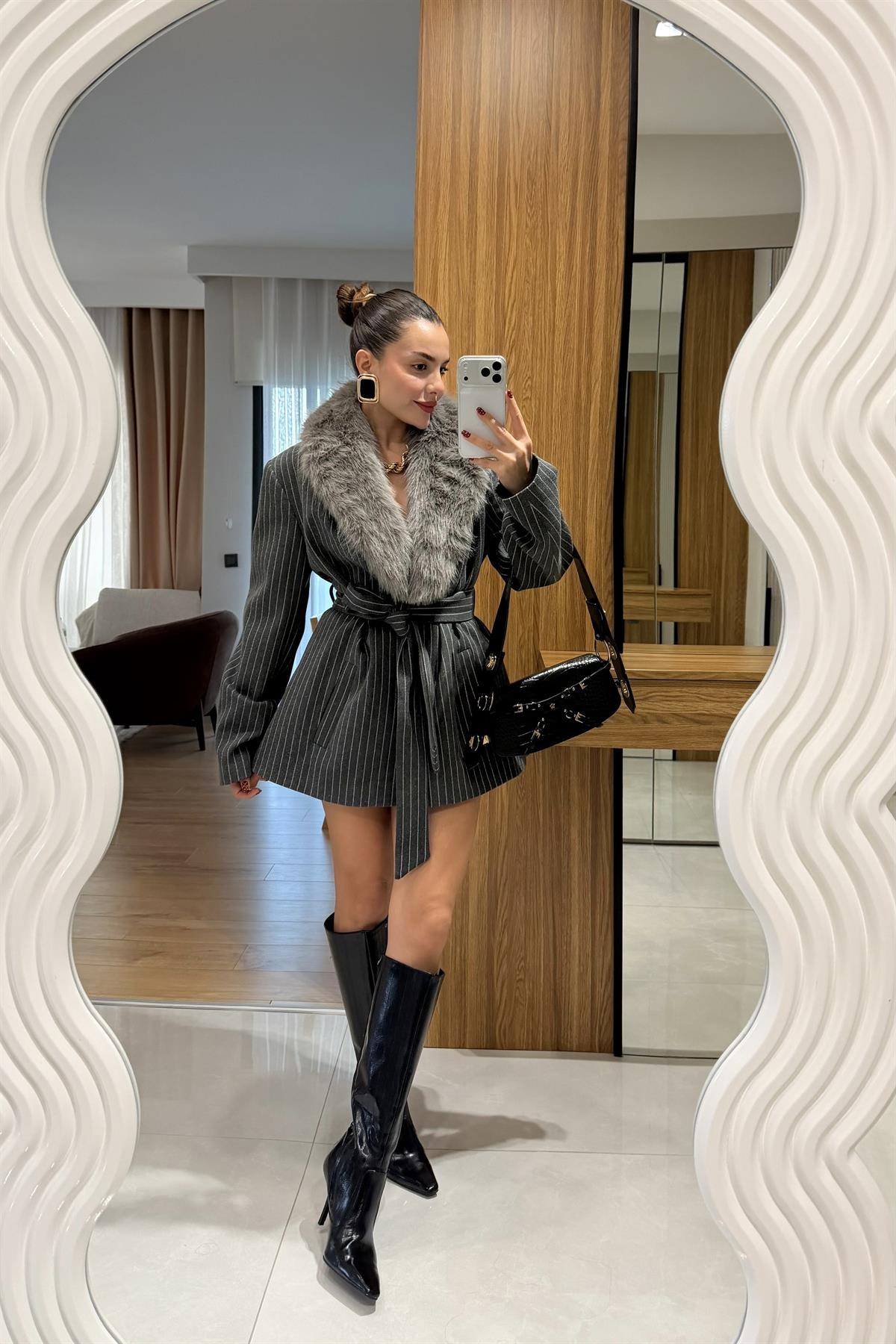 Caty Gri Yakası Kürklü Çizgili Kaban