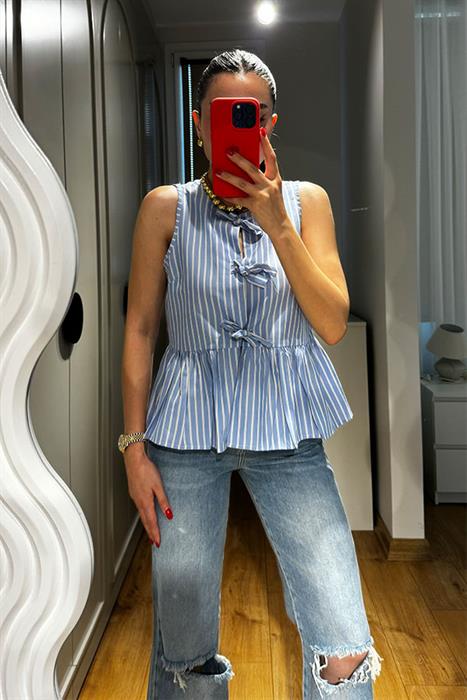 Cecilia Pinterest  Sıfır Kol Mavi Gömlek