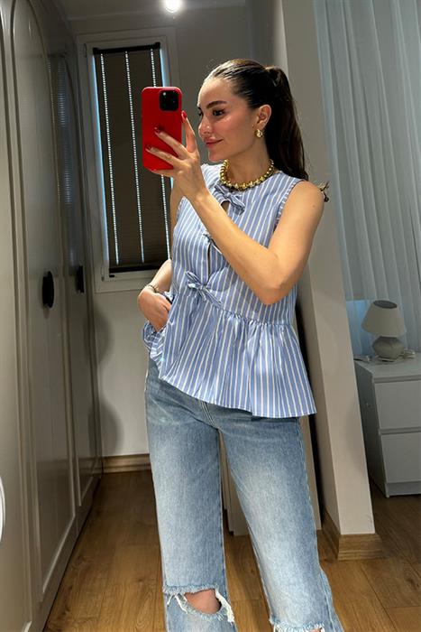 Cecilia Pinterest  Sıfır Kol Mavi Gömlek