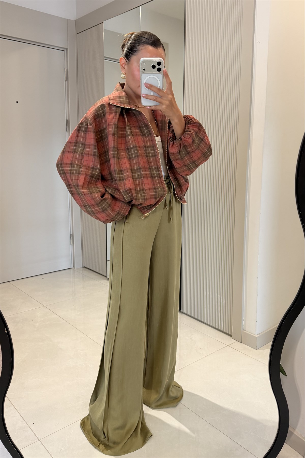 Cedric Haki Beli Lastikli Geniş Paça Pantolon