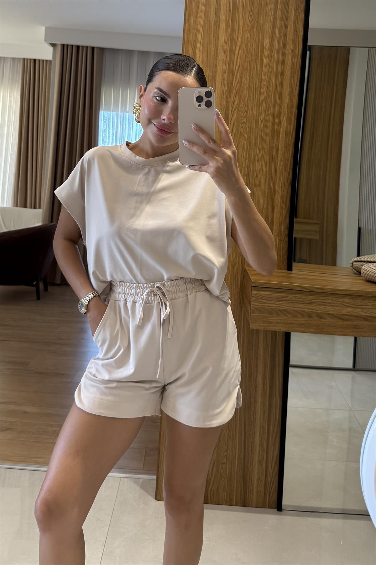 Cedric Krem Tshirt Şort Modal Takım