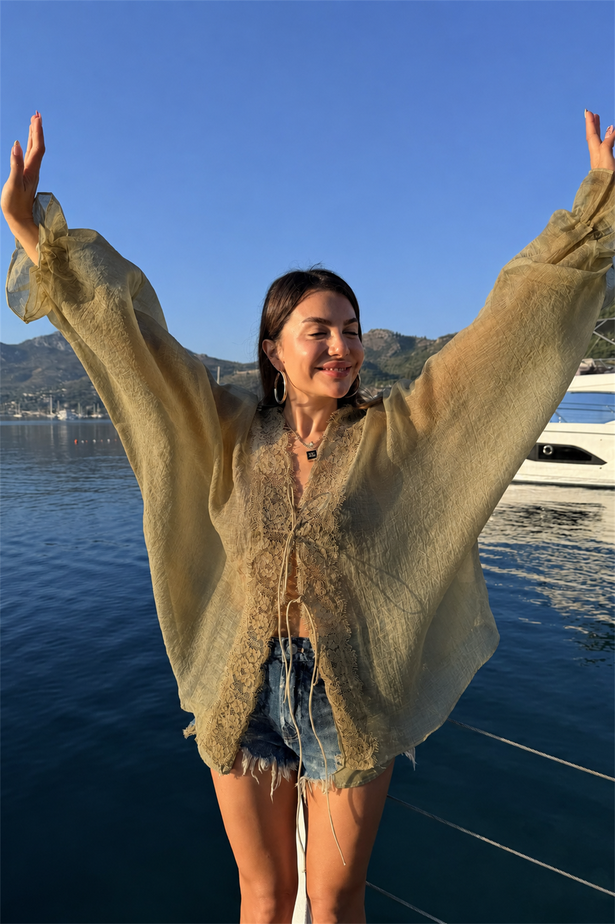 Chance Haki Dantel Detaylı Tensel Kimono Gömlek