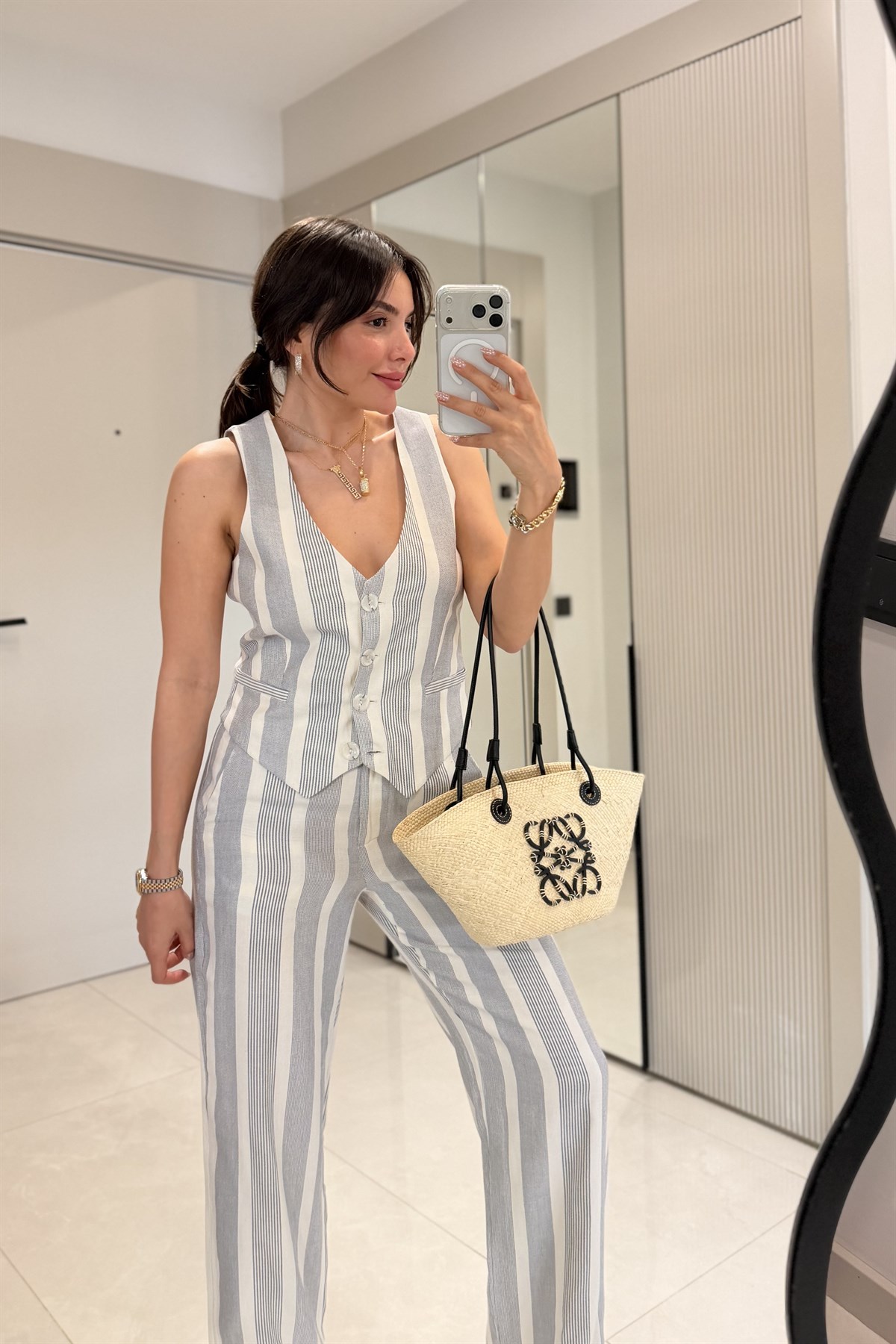 Change Yelekli Çizgili Keten Takım