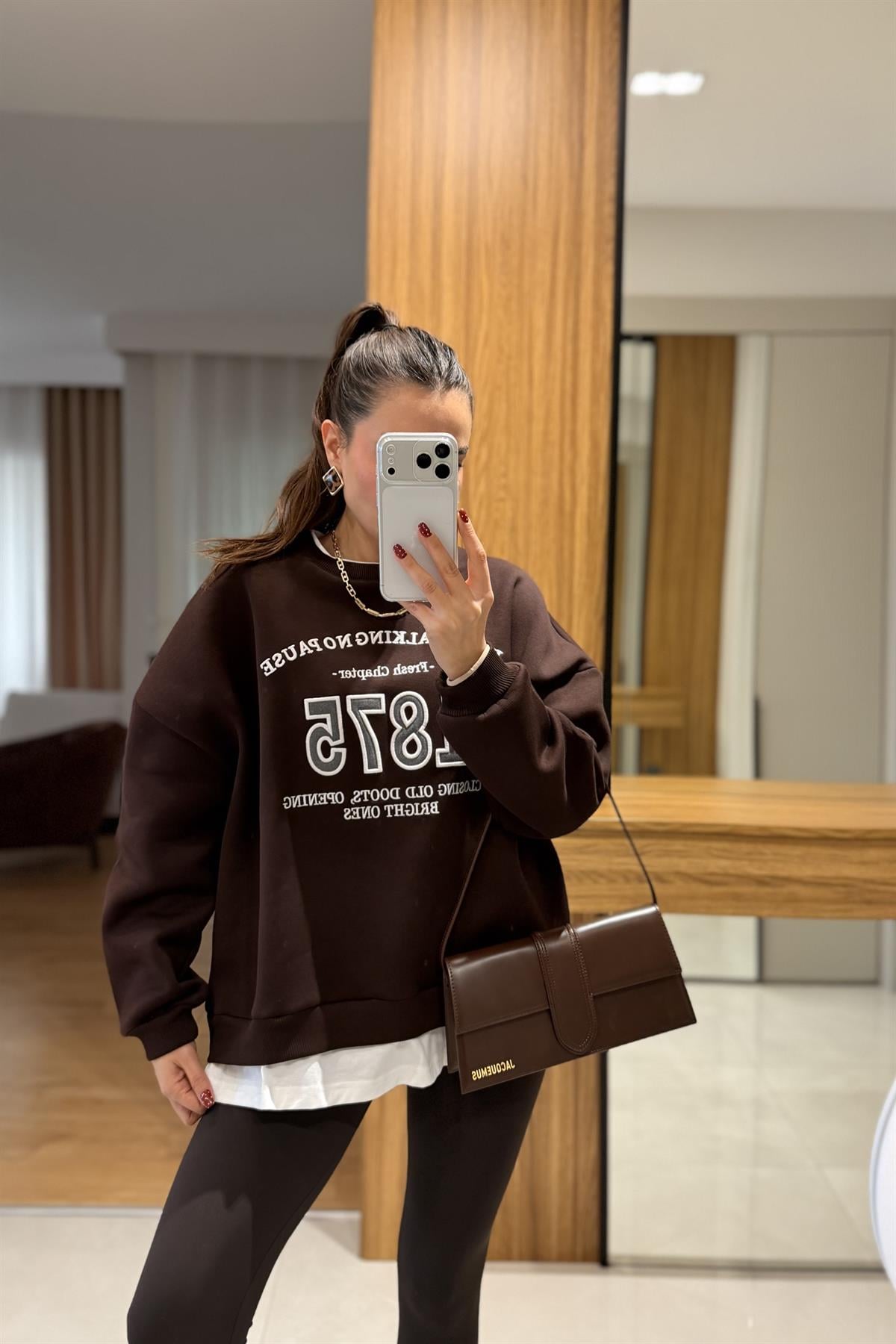 Chapter Acı Kahve İçi Tişörtlü Sweat