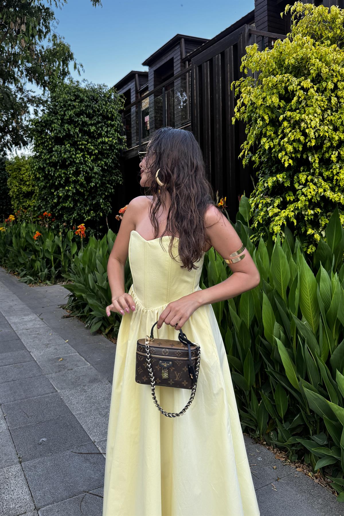 Charles Sarı Kalp Yaka Çan Elbise