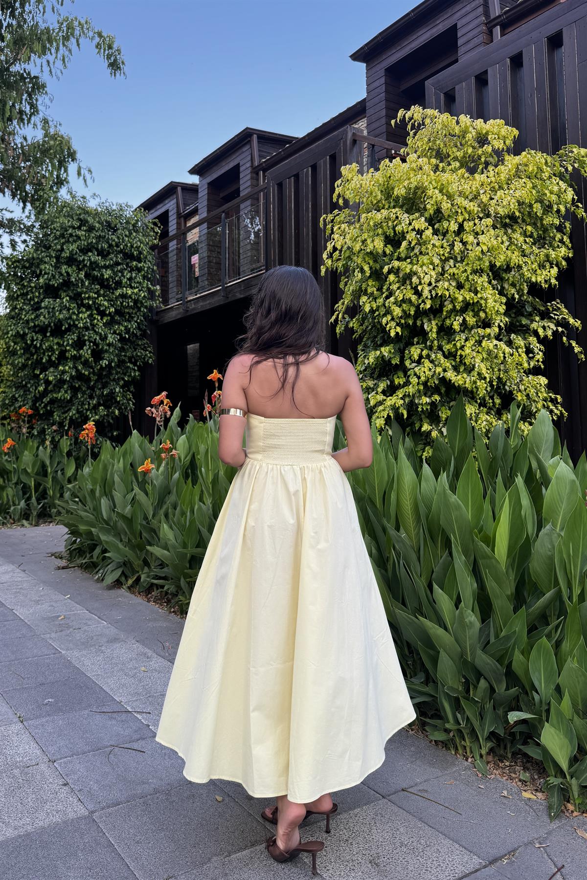 Charles Sarı Kalp Yaka Çan Elbise