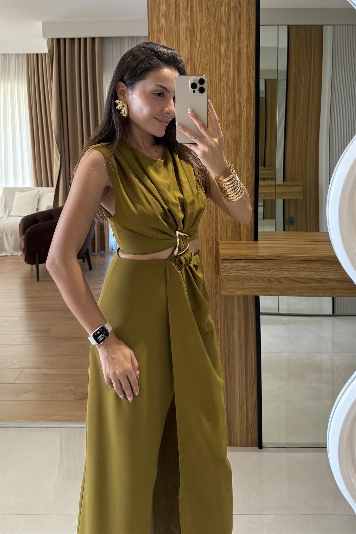 Cheren Haki Aksesuarlı Bel Dekolteli Elbise