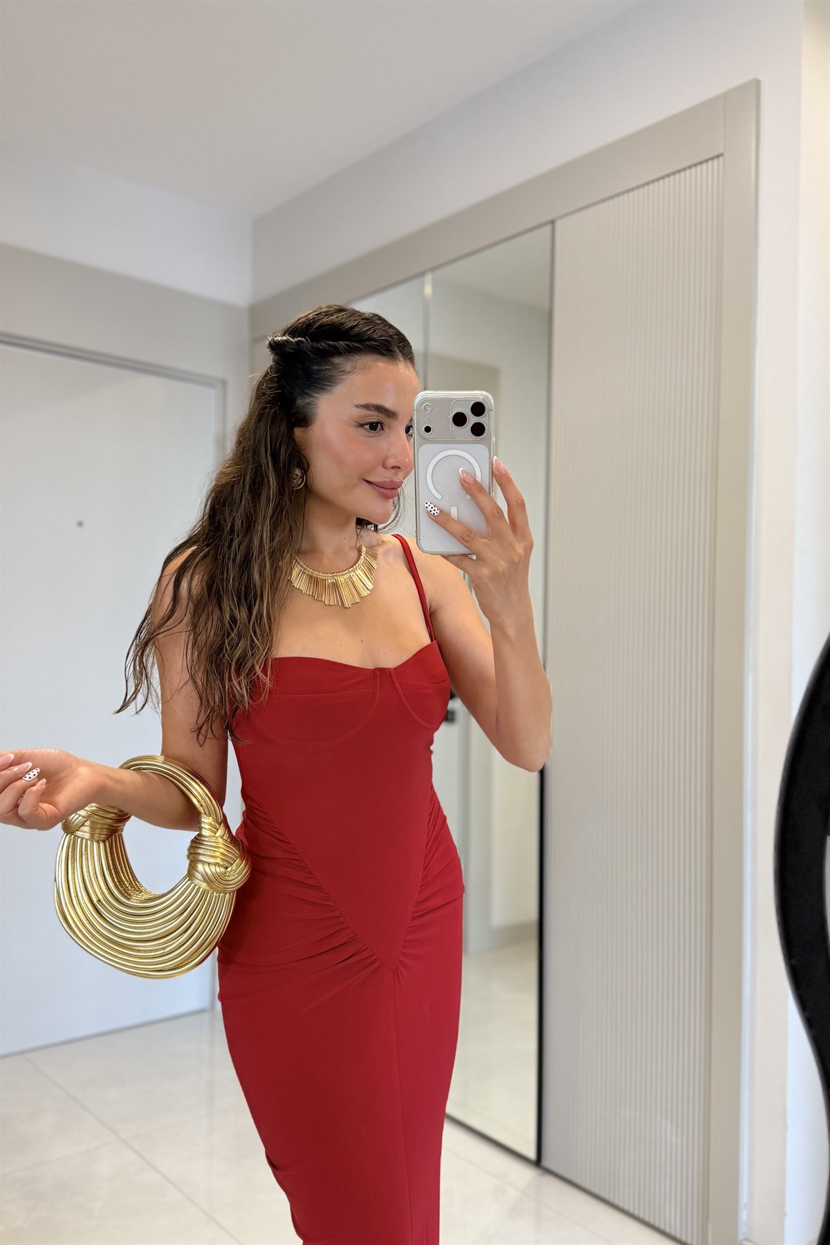 Cherry Kırmızı Kalp Yaka Askılı Elbise