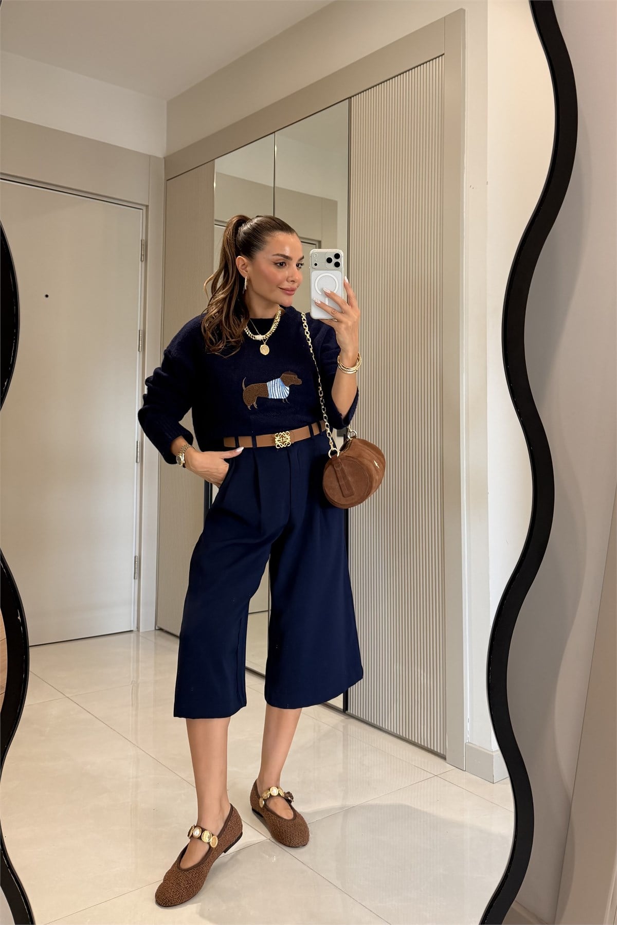 Chiara Lacivert Bol Paça Kapri Pantolon