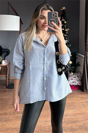 Çizgili mavi gömlek