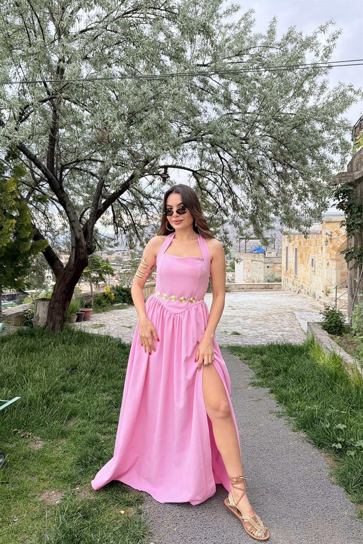 Clara Pembe Yırtmaçlı Boyundan Bağlamalı Elbise