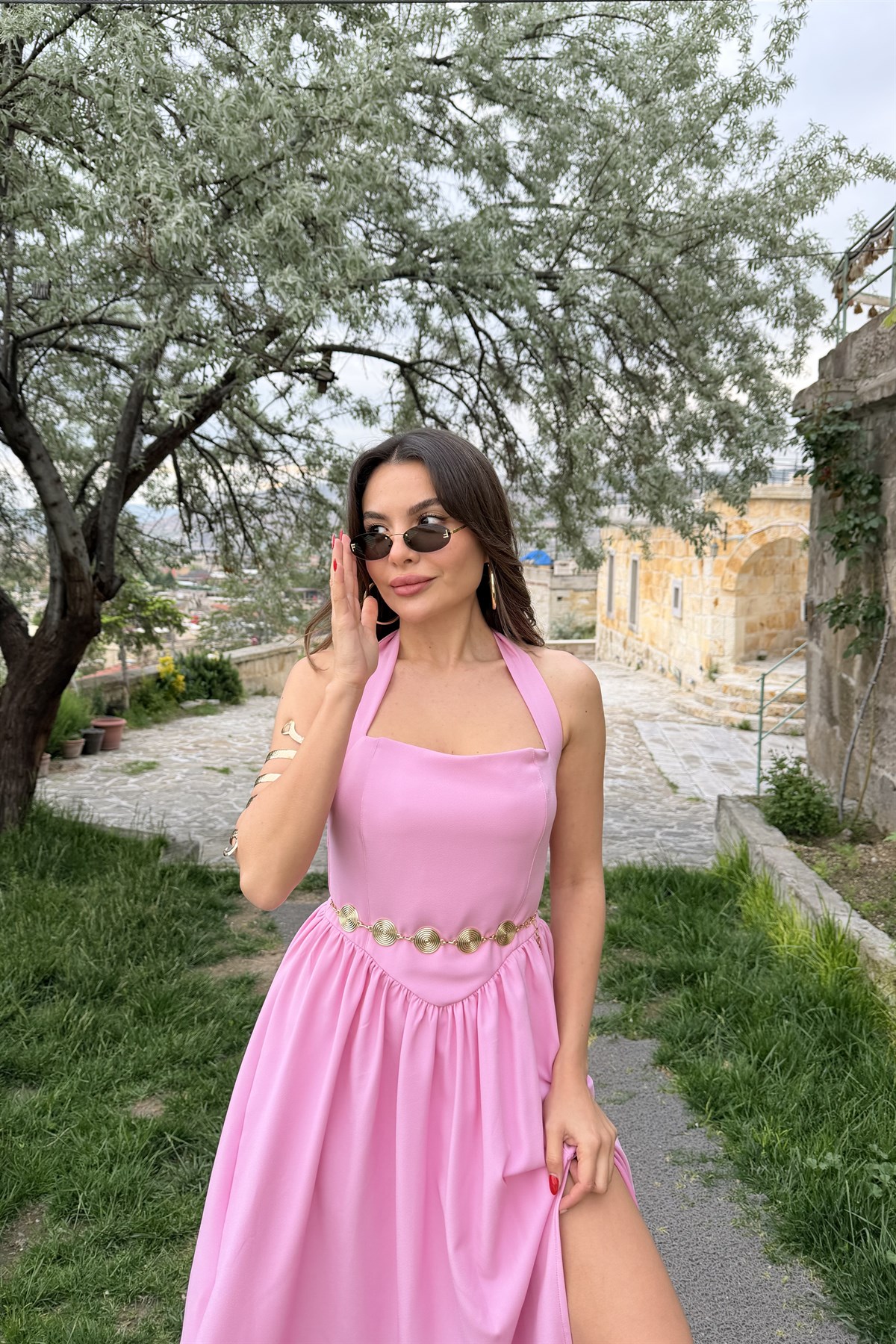 Clara Pembe Yırtmaçlı Boyundan Bağlamalı Elbise