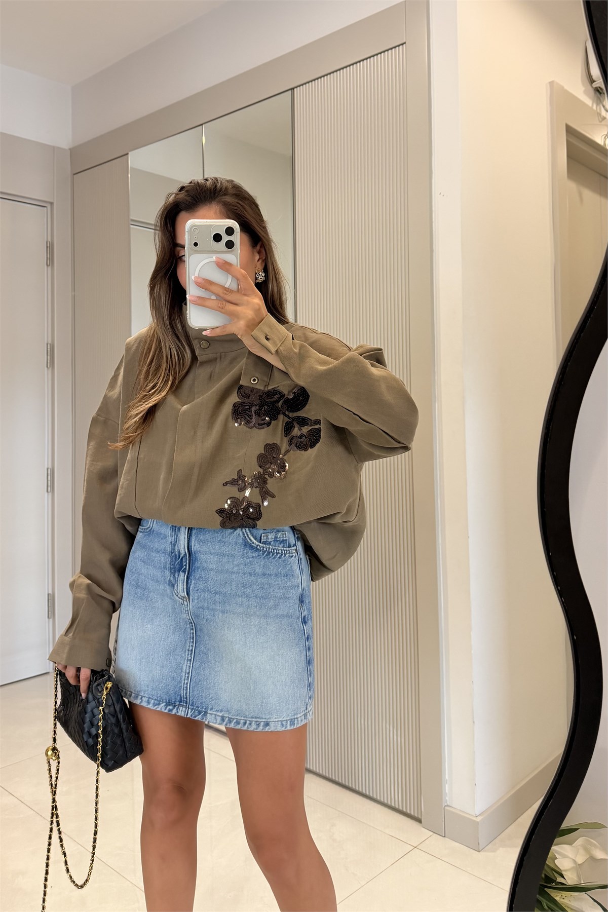 Clarisse Haki Payet Çiçek Detaylı Oversize Ceket