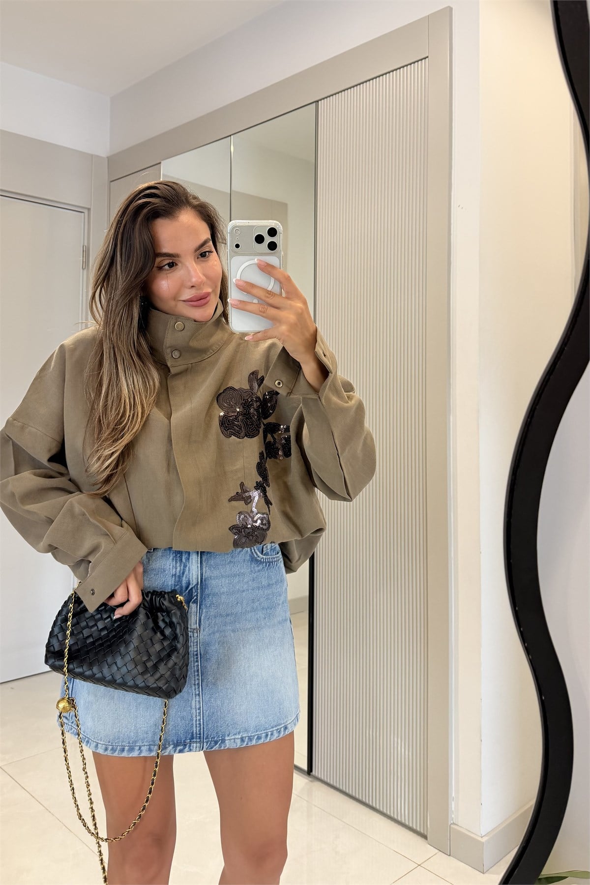 Clarisse Haki Payet Çiçek Detaylı Oversize Ceket