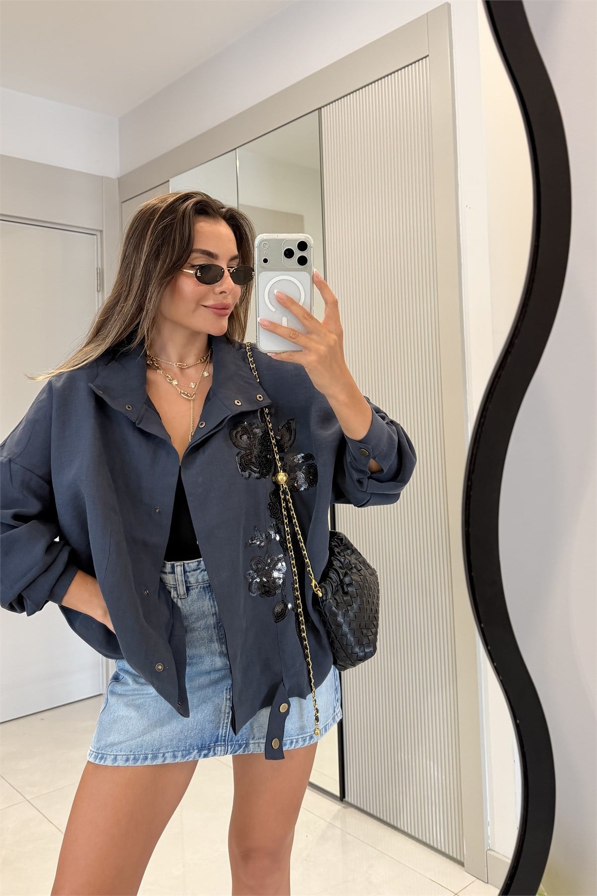 Clarisse Lacivert Payet Çiçek Detaylı Oversize Ceket