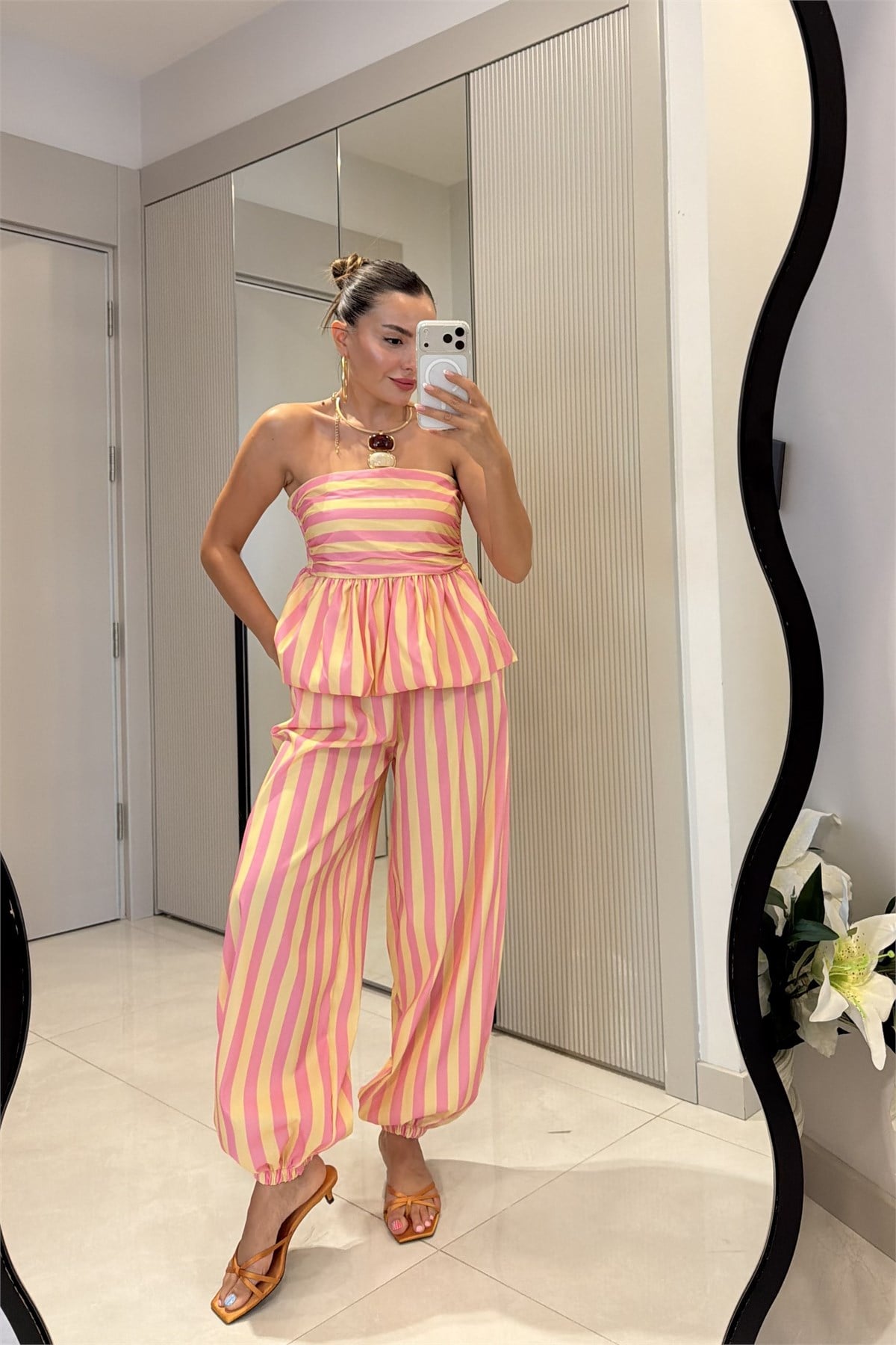 Clary Pembe-Sarı Çizgili Straplez Bluz Pantolon Takım