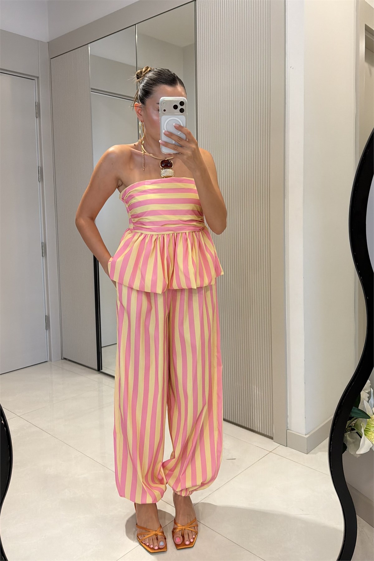 Clary Pembe-Sarı Çizgili Straplez Bluz Pantolon Takım