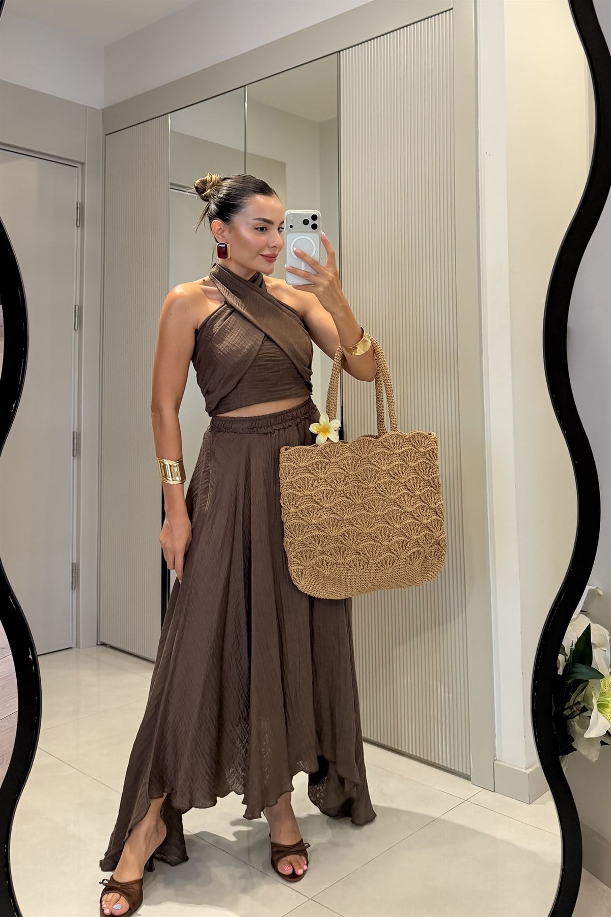 Cleo Kahve Boyundan Bağlamalı Etekli Takım