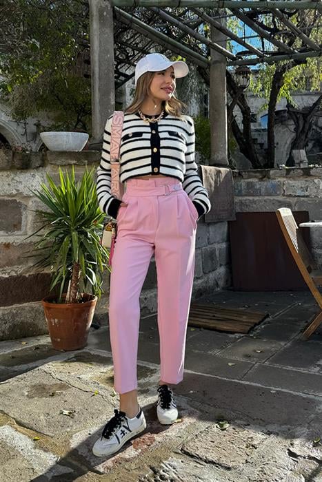 Colen Kemer Detaylı Havuç Pantolon - Pembe