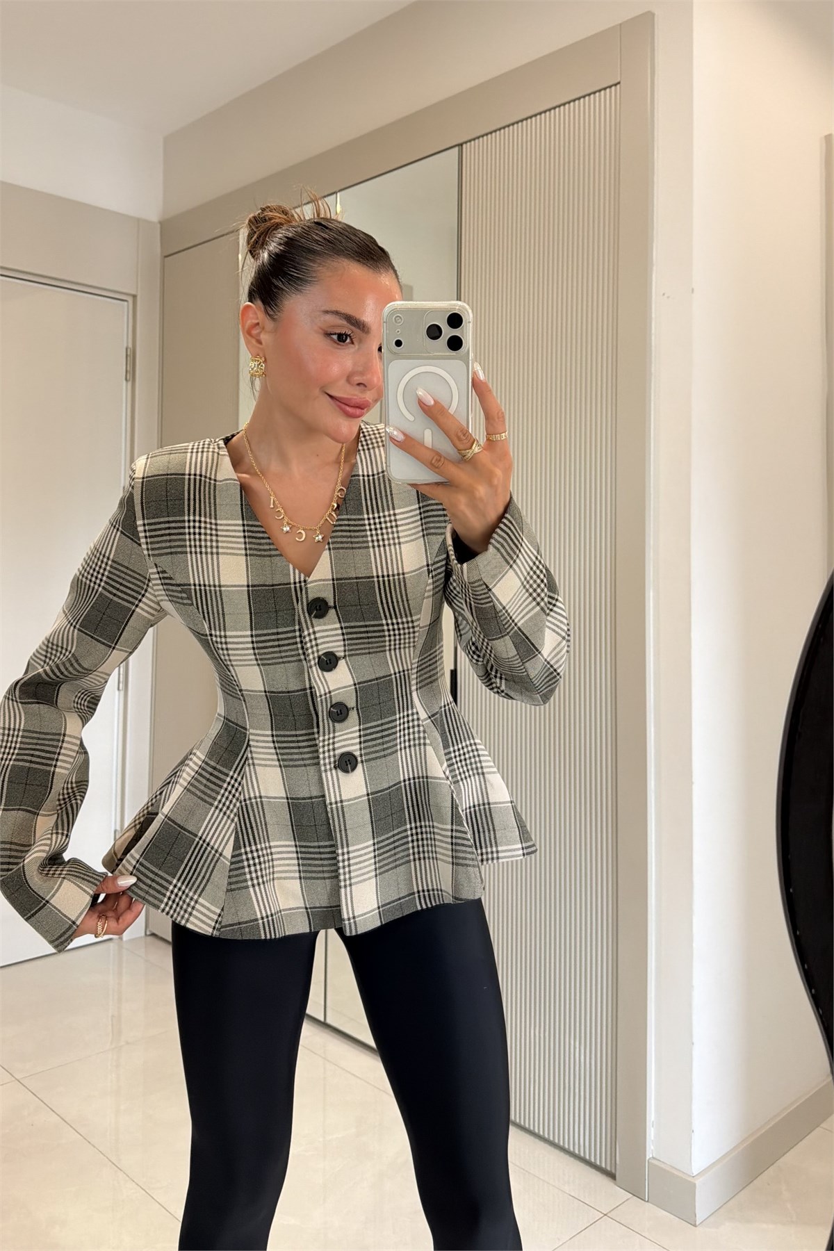 Coralia Gri Ekose Bele Oturan Blazer Ceket