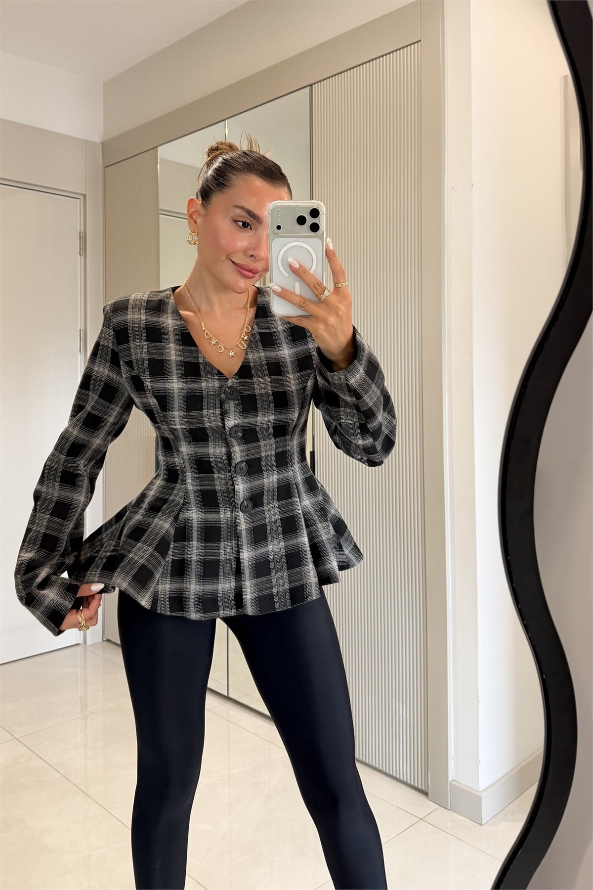 Coralia Siyah Ekose Bele Oturan Blazer Ceket
