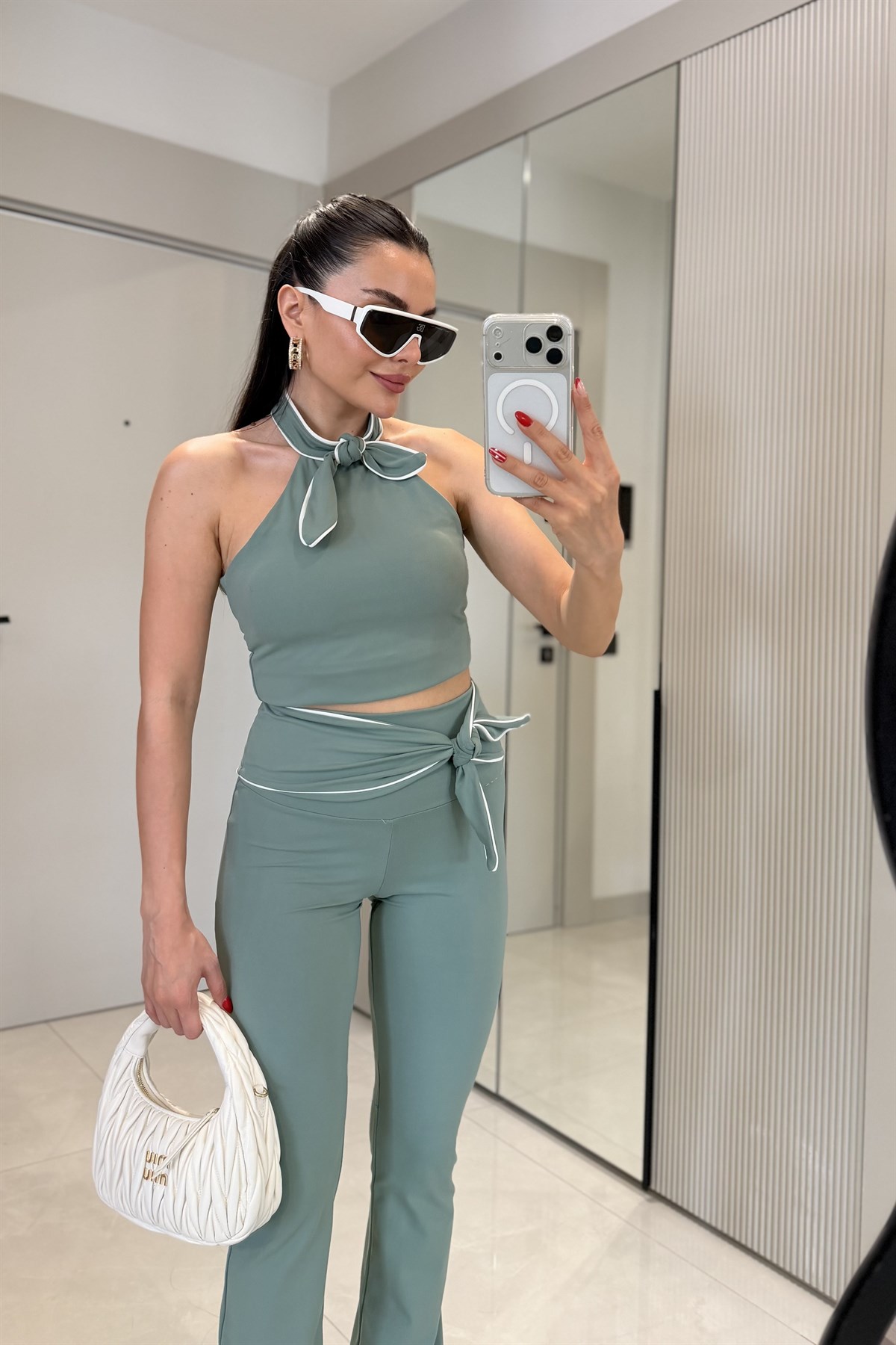 Coraline Mint Oys Fiyonk Detaylı Biyeli Takım