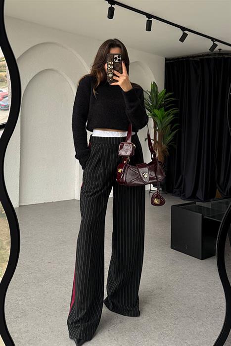 Crochet Siyah Çizgili Pantolon