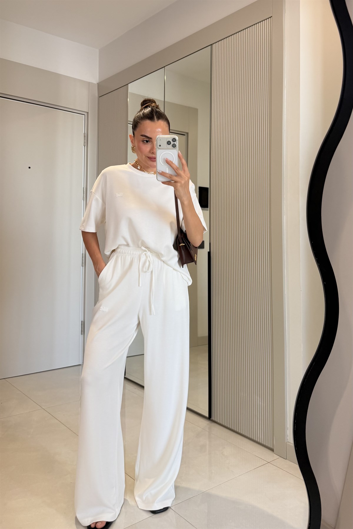 Crocod Beyaz Marka Model Modal Takım
