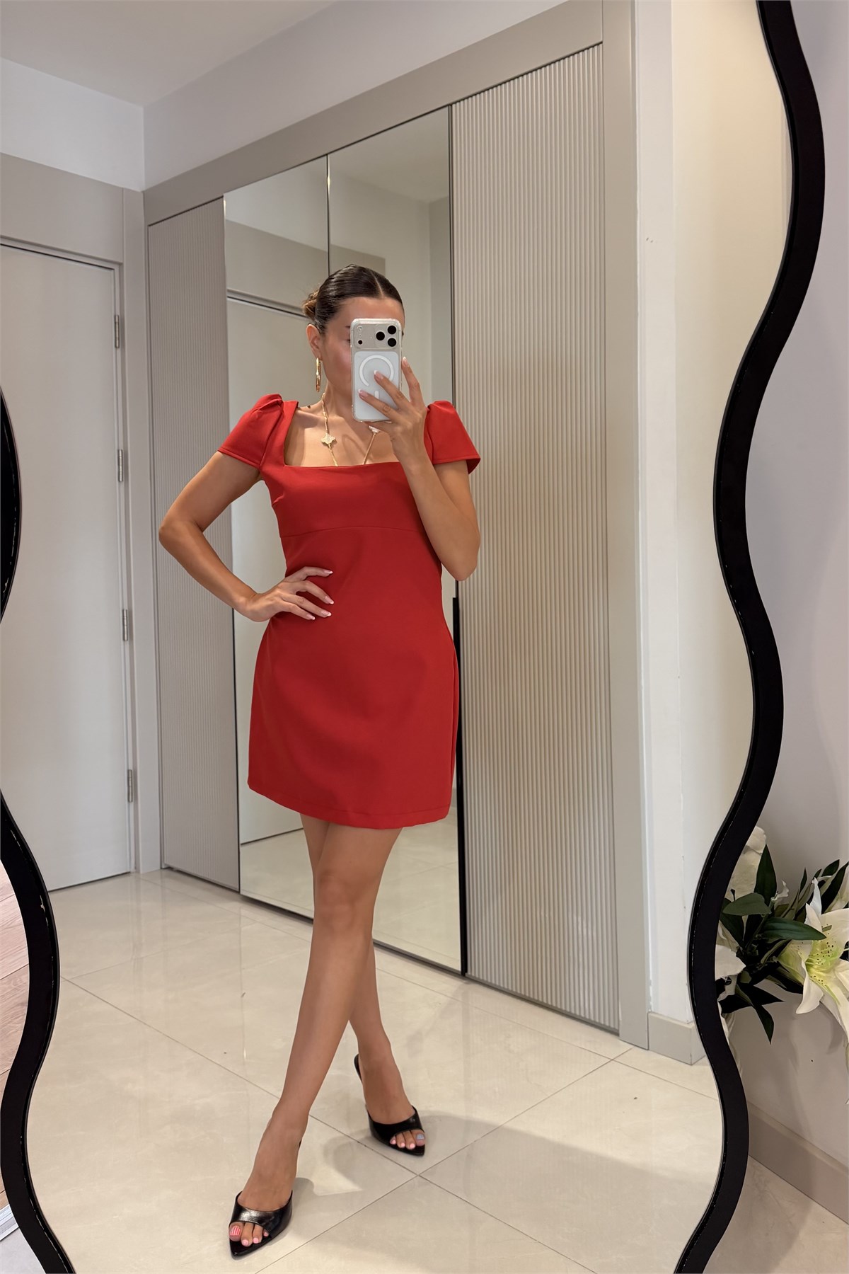 Danica Kırmızı Sırt Dekolteli Mini Elbise