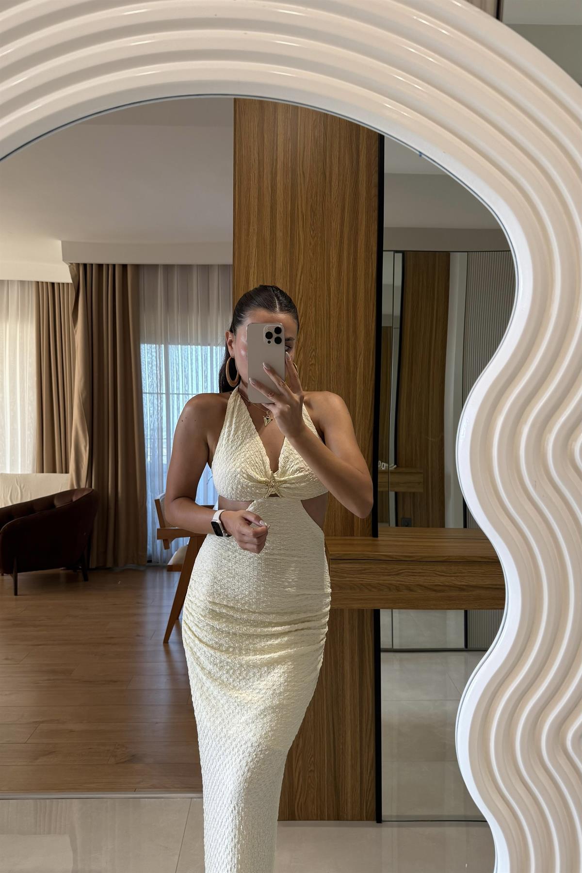 Darel Ekru Deniz Yıldızı Aksesuarlı Elbise