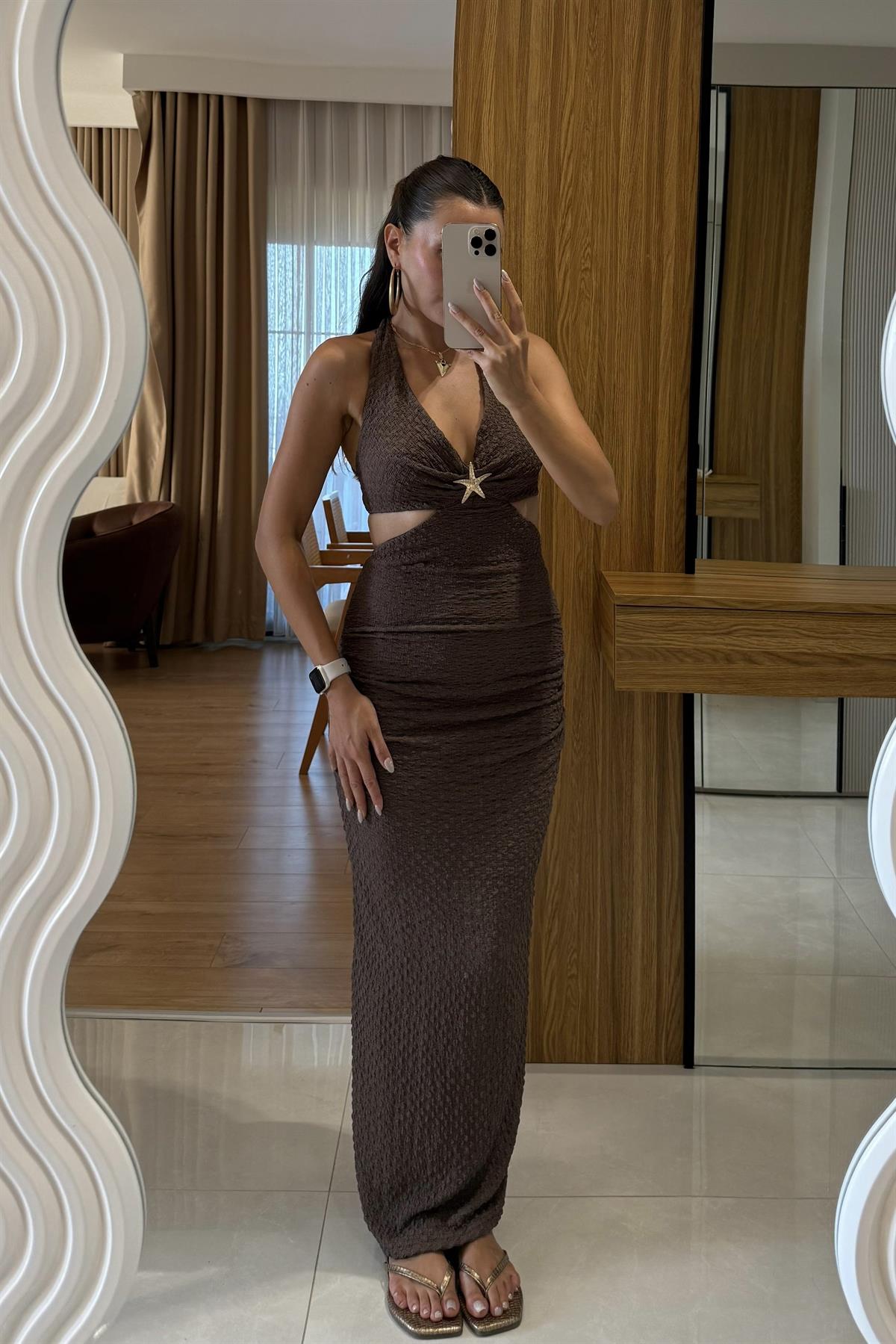 Darel Kahve Deniz Yıldızı Aksesuarlı Elbise