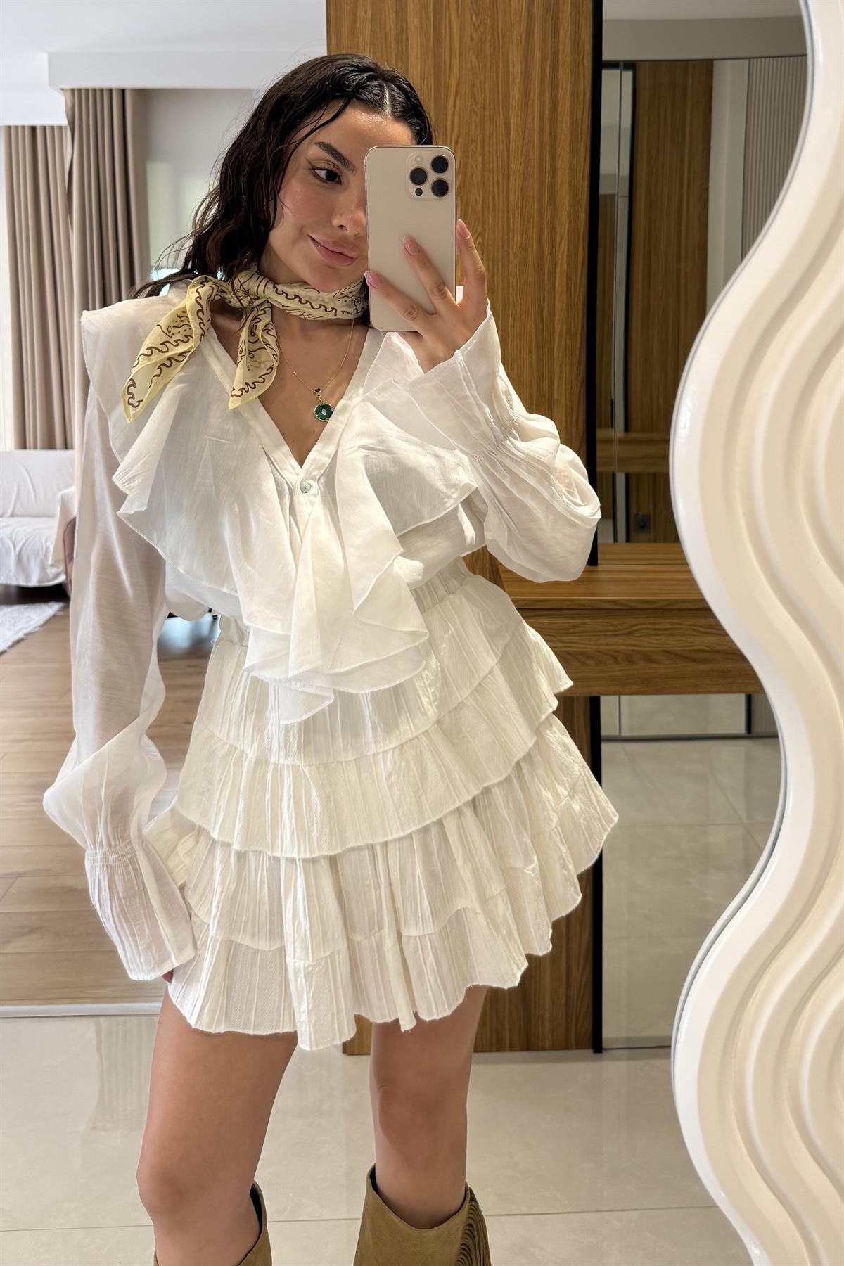 Dealer Beyaz Fırfırlı Transparan Gömlek