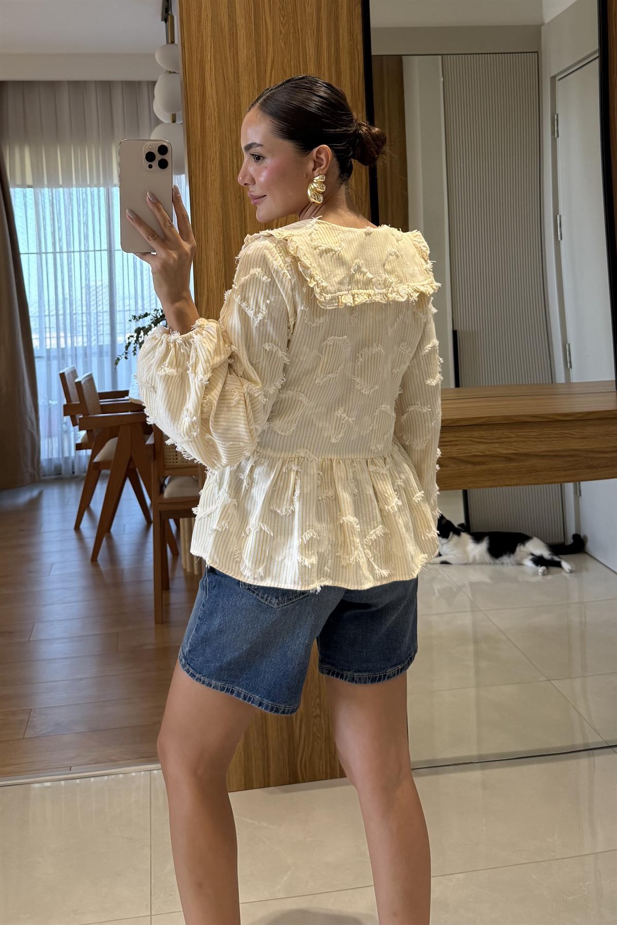 Dennis Sarı Çizgili Püskül Bağlamalı Gömlek 