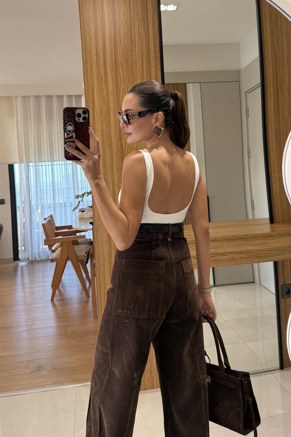 Denvis Beyaz Dekolteli Basic Bodysuit