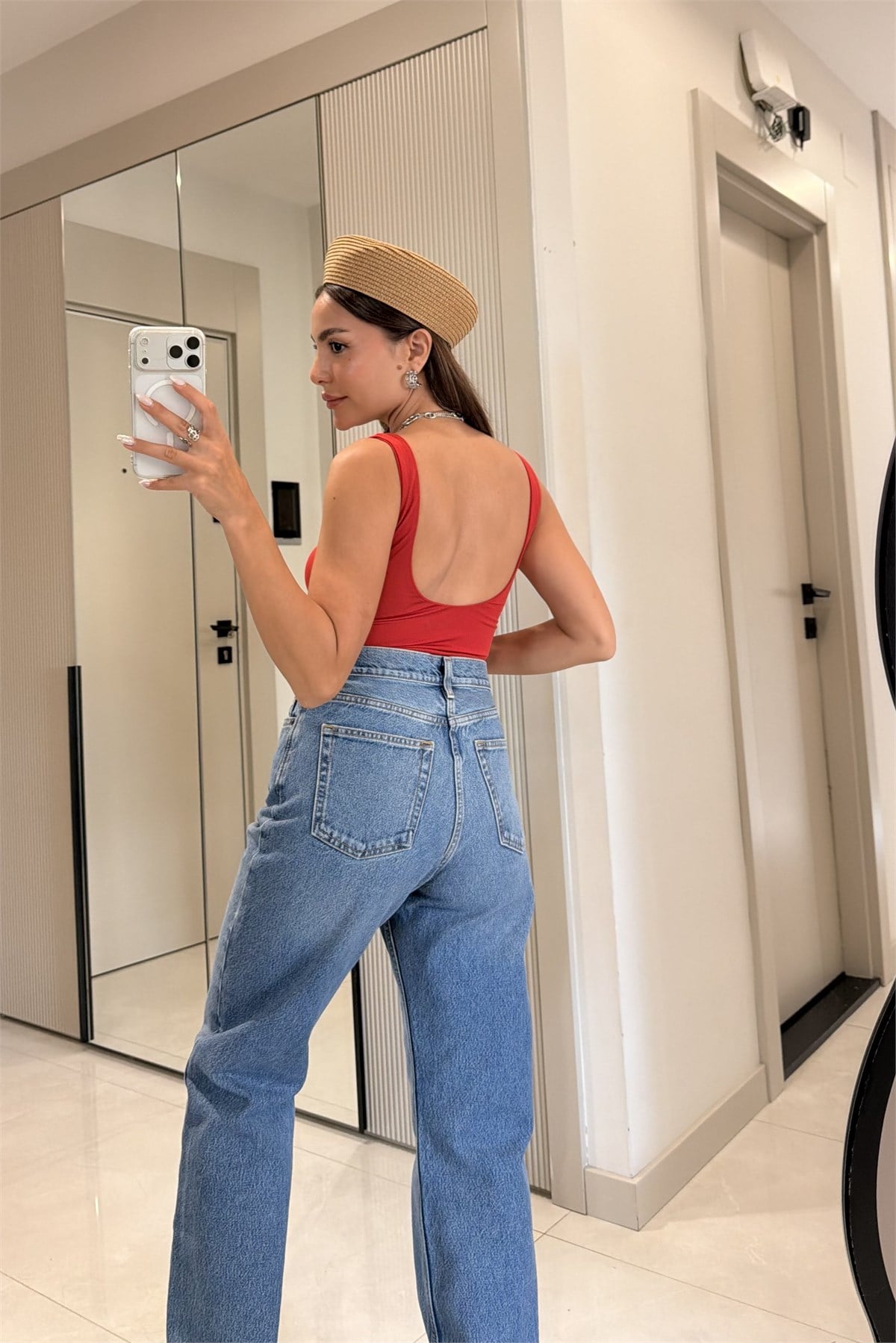 Denvis Kırmızı Dekolteli Basic Bodysuit