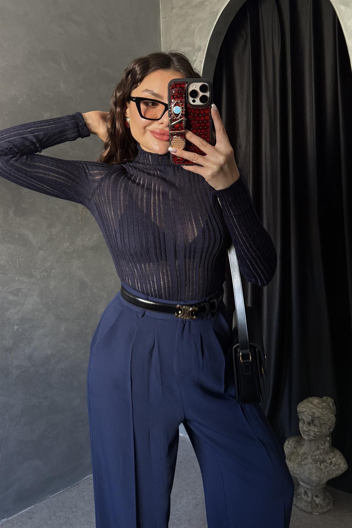 Dexter Lacivert Transparan Body 