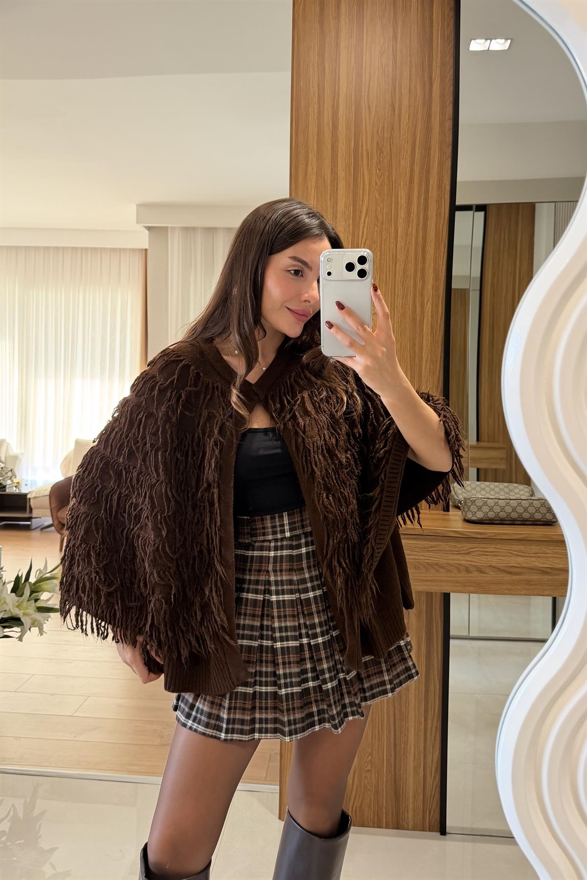 Diane Kahve Püsküllü Triko Hırka