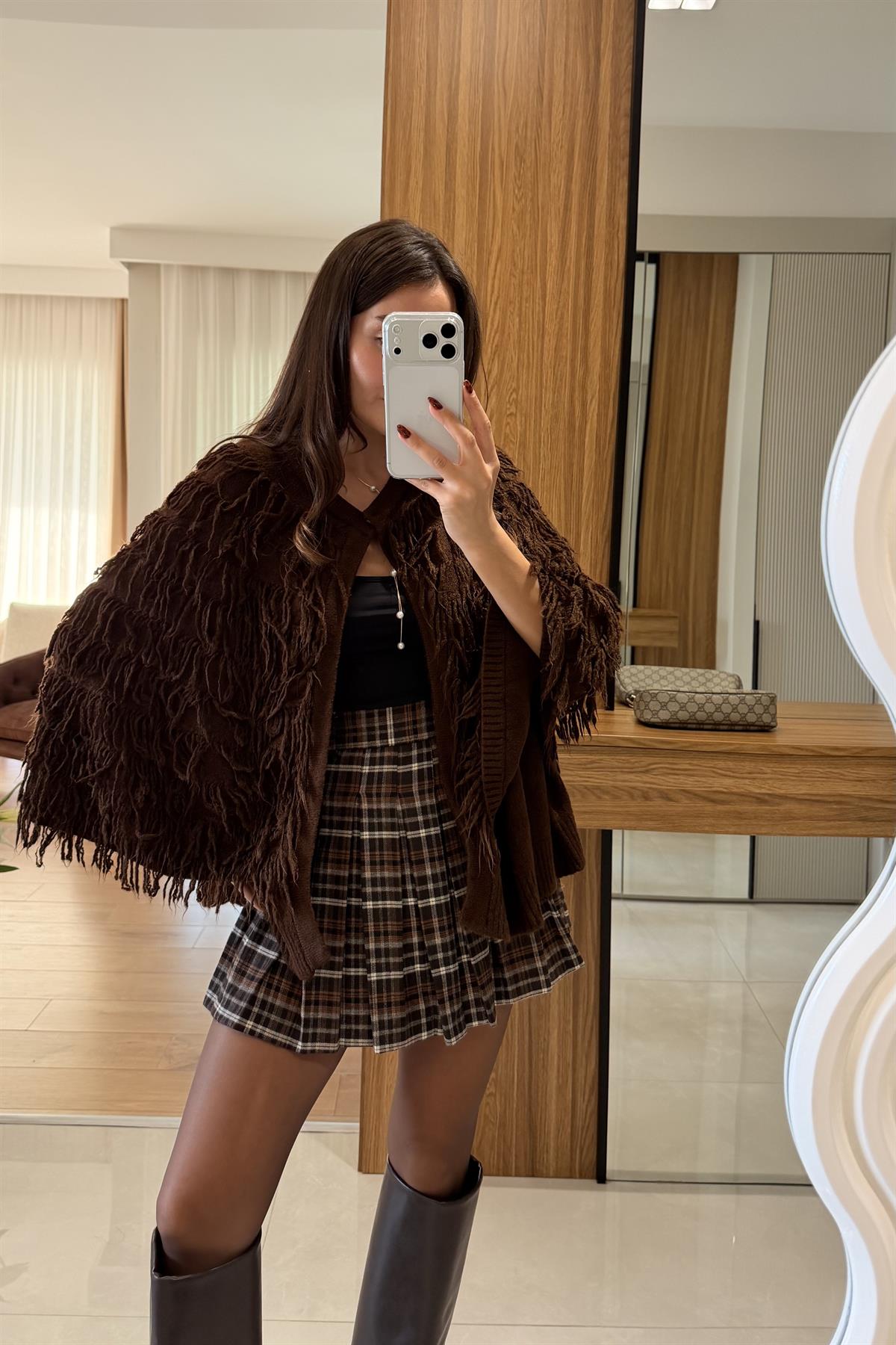 Diane Kahve Püsküllü Triko Hırka