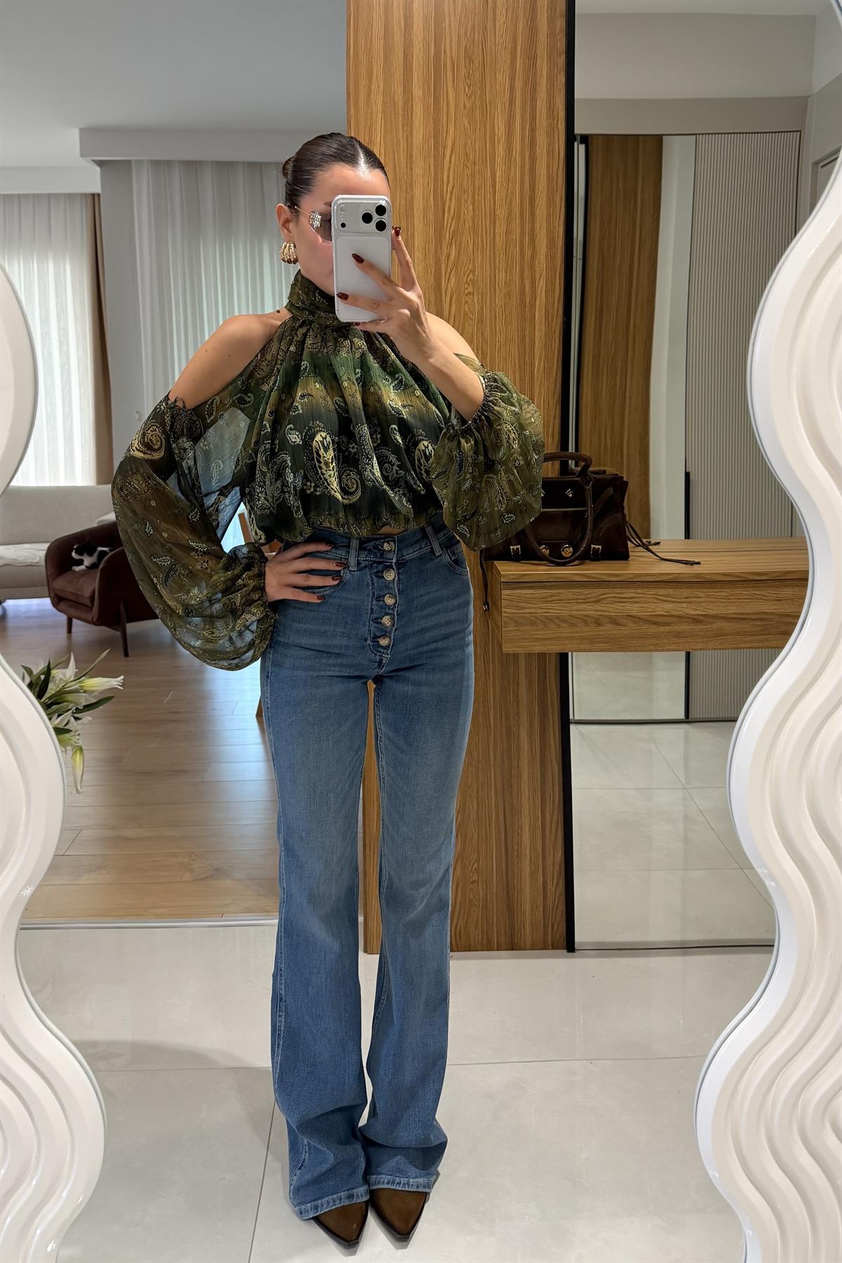 Doen Düğmeli İspanyol Jean