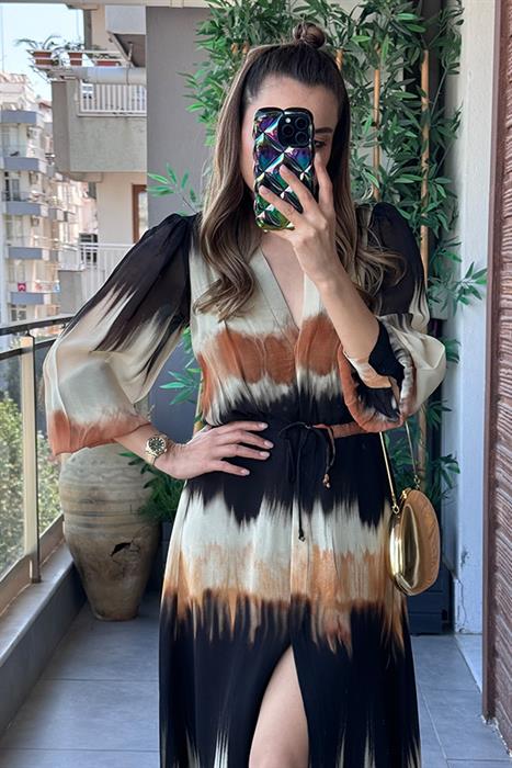 Dorene Yırtmaçlı Batik Desenli Elbise