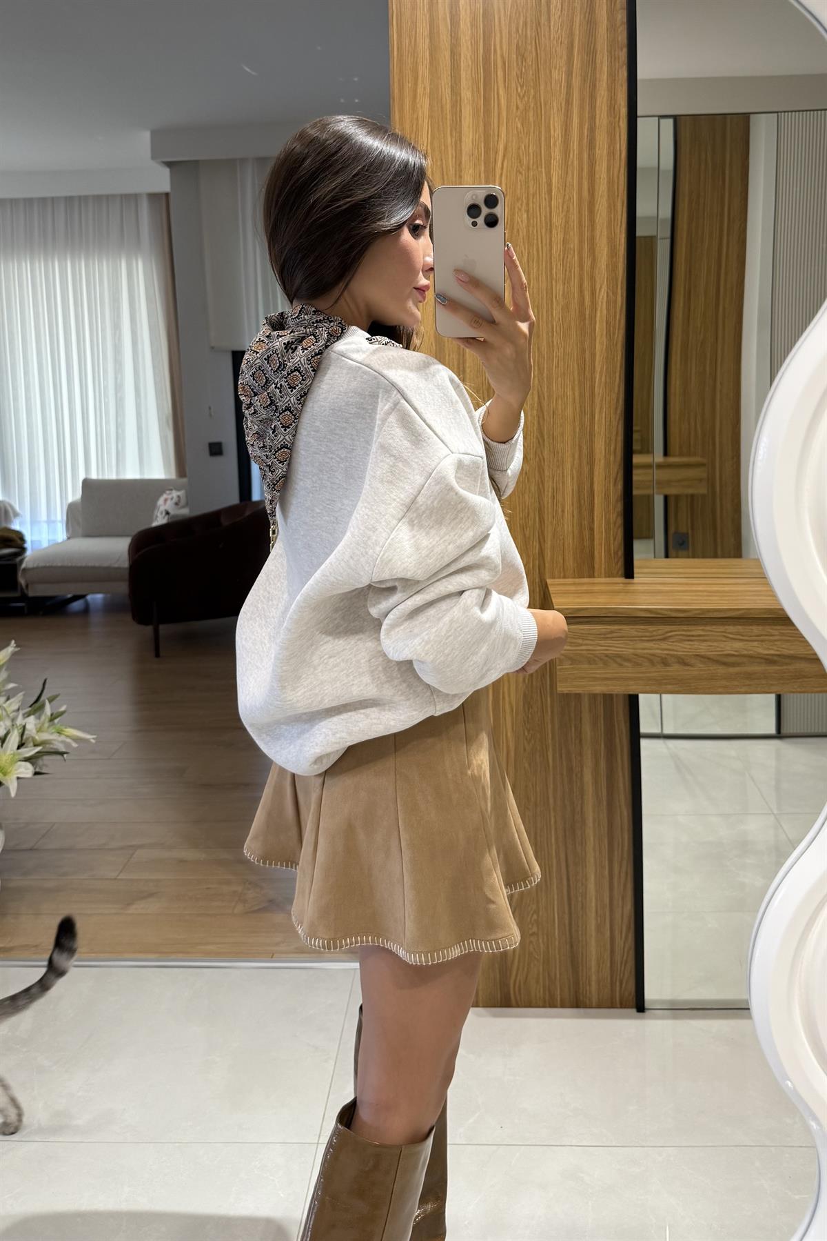 Drewe Fular Detaylı Sweatshirt
