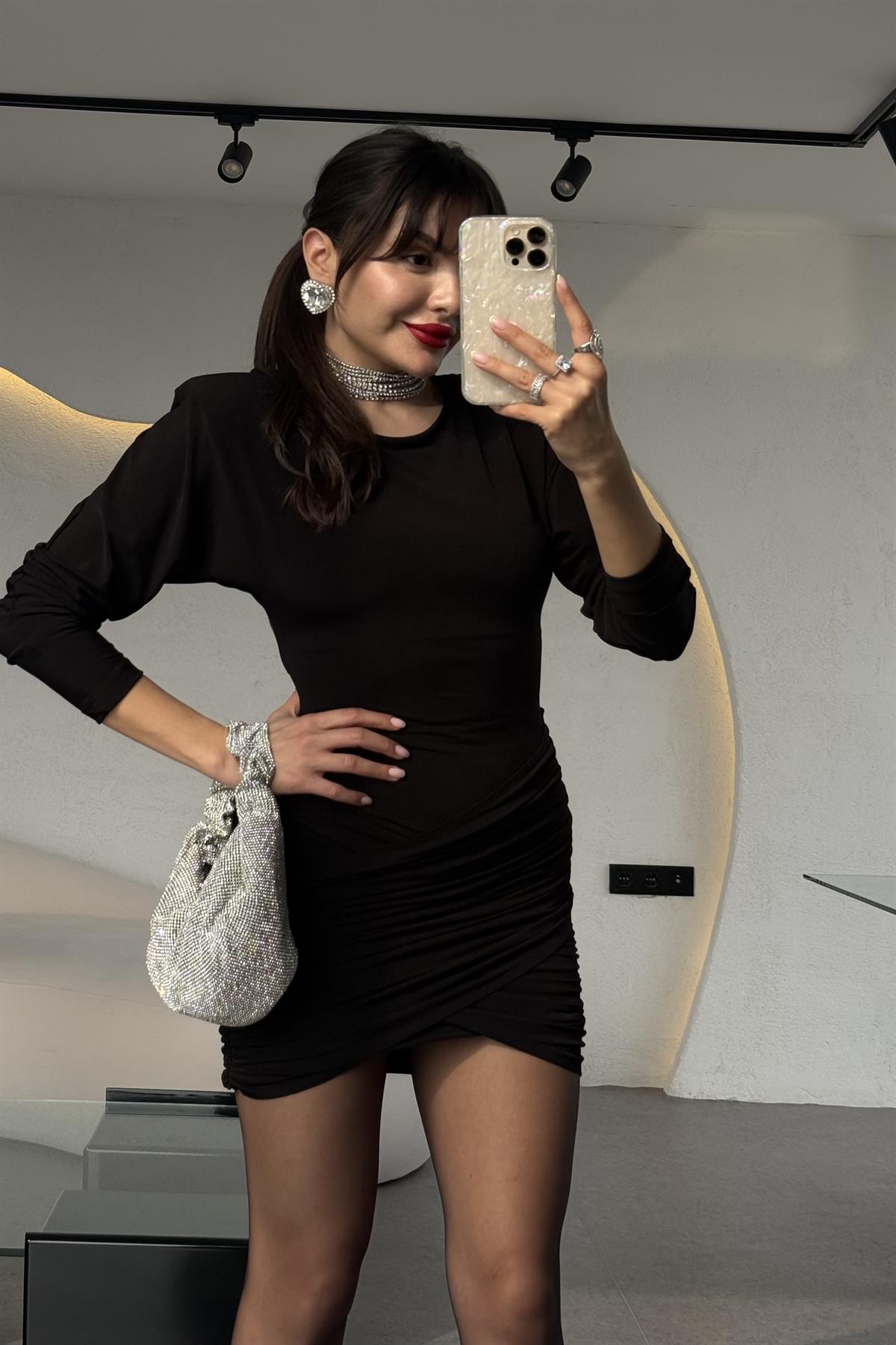 Elizabeth Eteği Drapeli Vatkalı Elbise